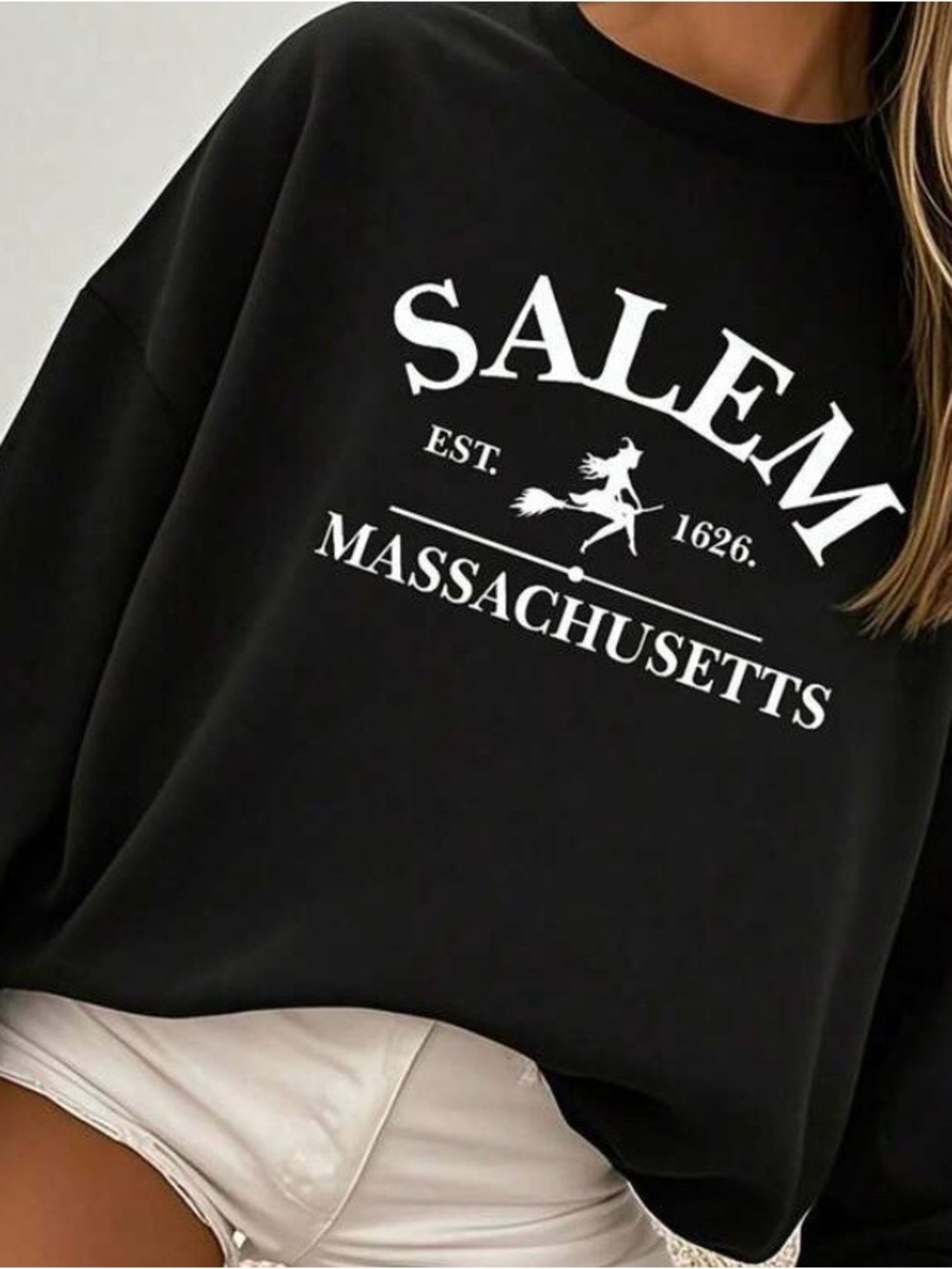 Salem Massachusettes Black Graphic Halloween Sweatshirt  - Women's L - NEW